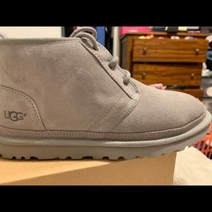 Women’s Ugg Gray Neumel boots🥰